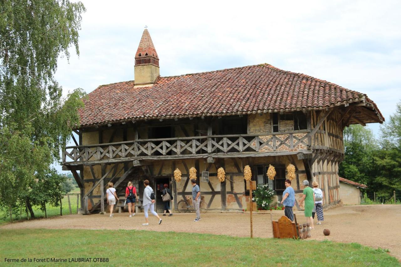 Brou-Seillon : Entre Histoire Et Nature Bourg-en-Bresse Esterno foto