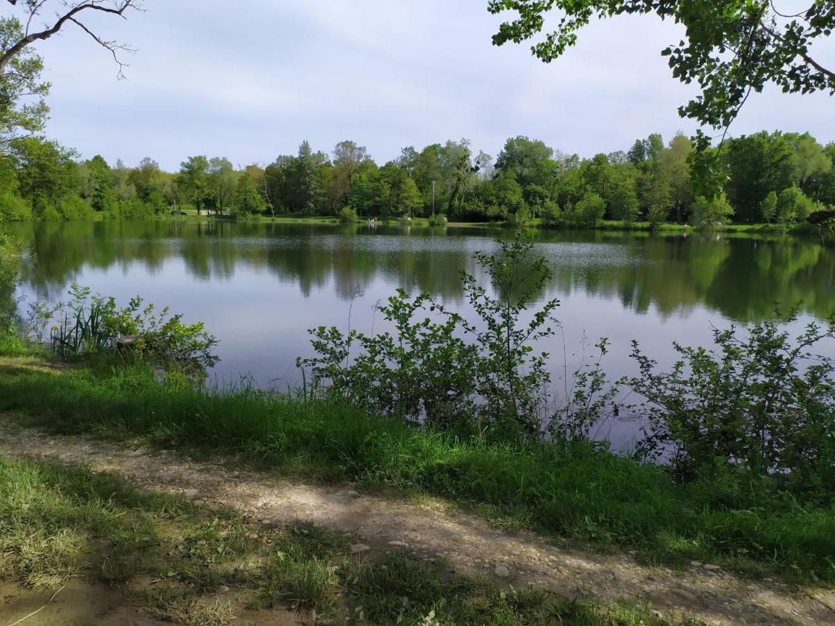 Brou-Seillon : Entre Histoire Et Nature Bourg-en-Bresse Esterno foto